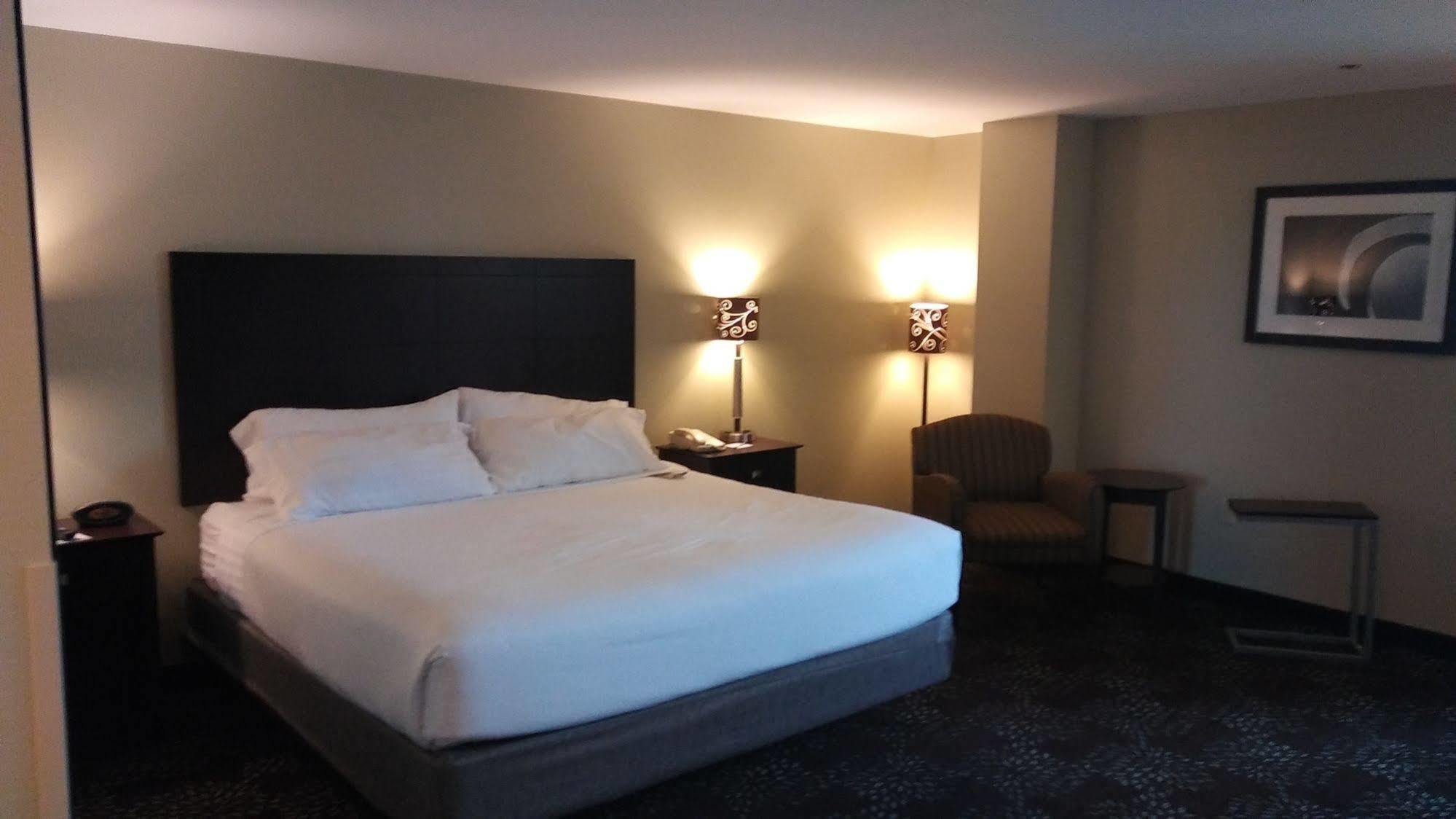 Hotel Express Pittsburgh West - Greentree, An Ihg