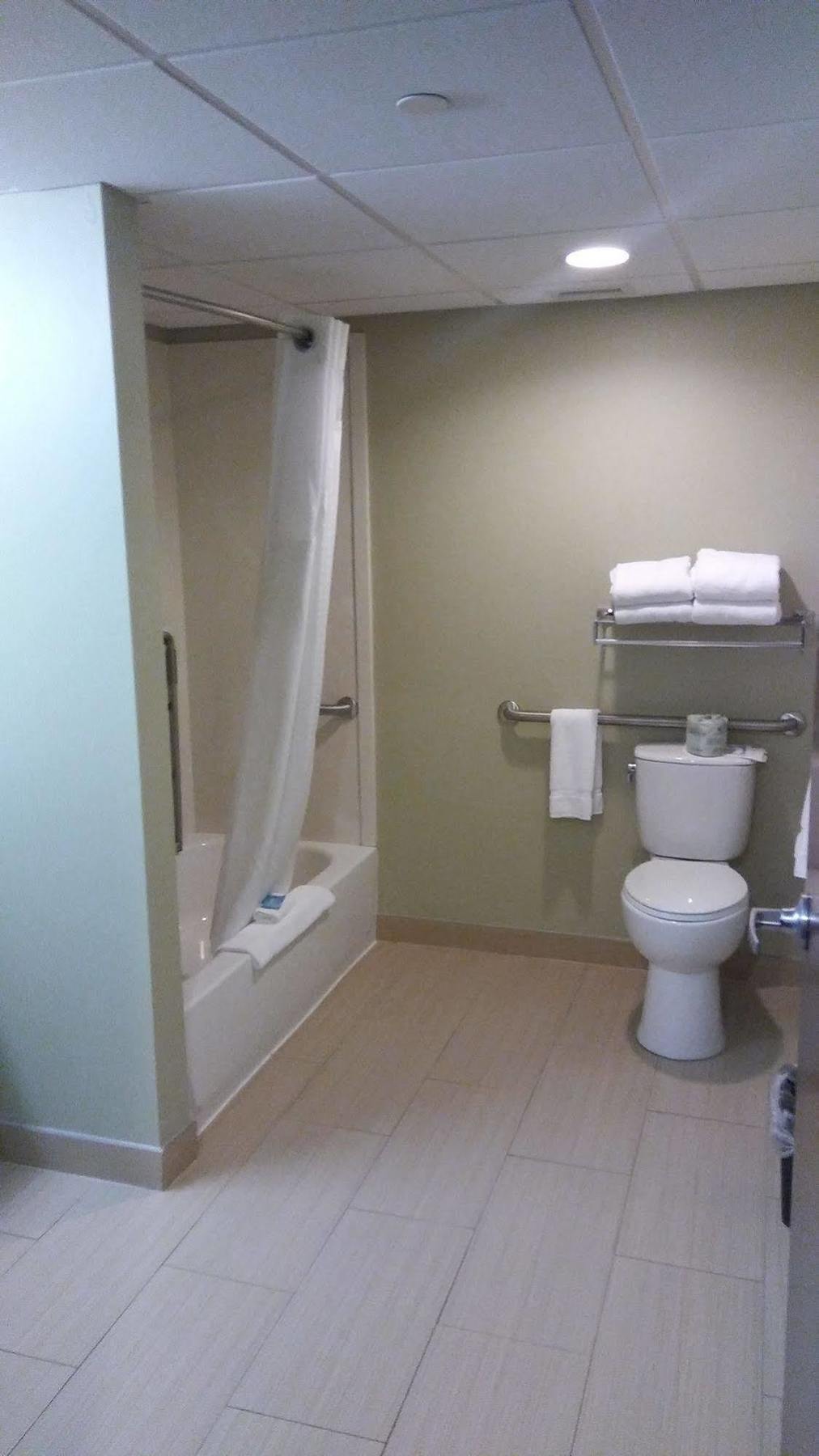 Express Pittsburgh West - Greentree, An Ihg Crafton