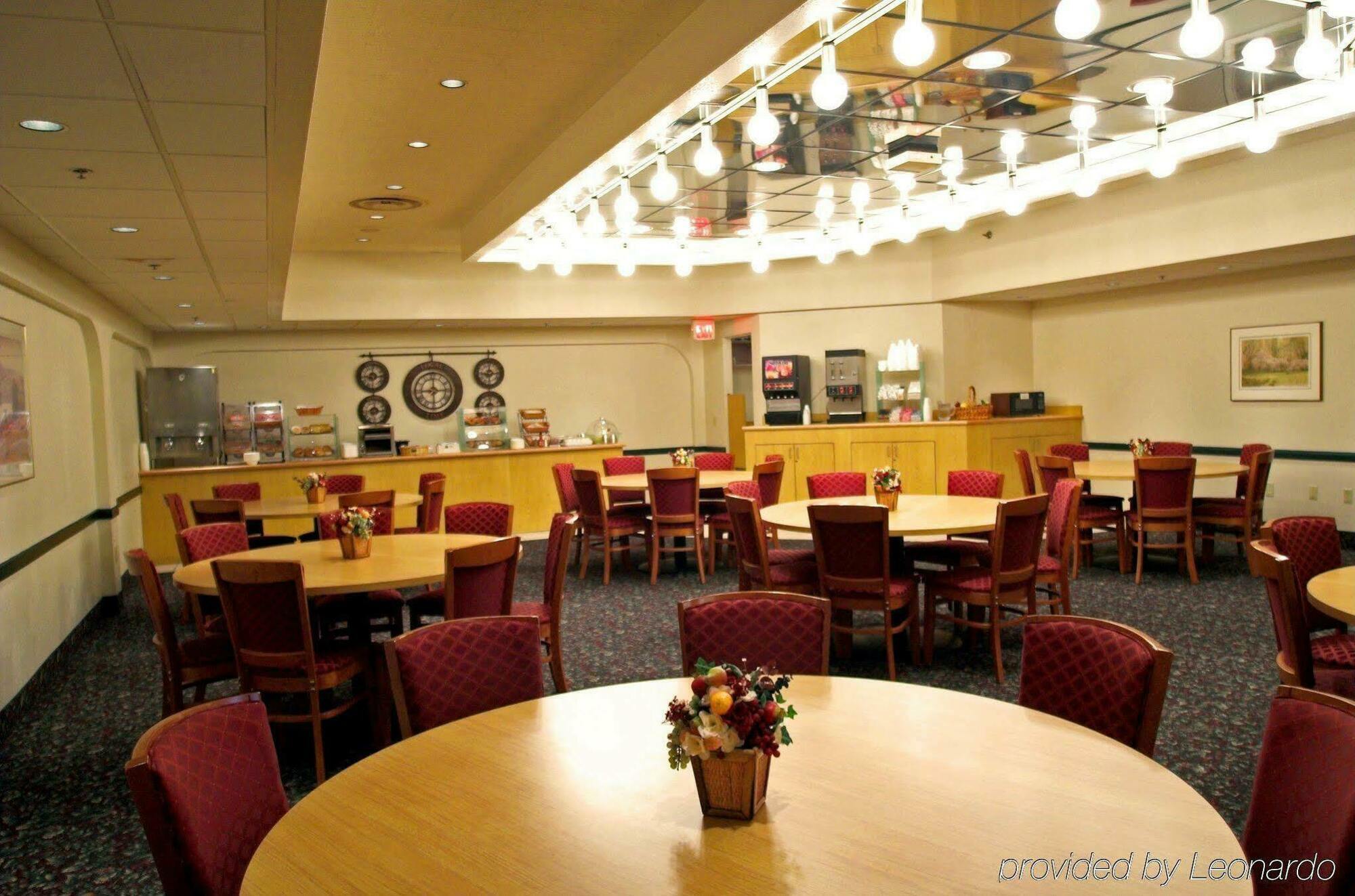 Express Pittsburgh West - Greentree, An Ihg Hotel